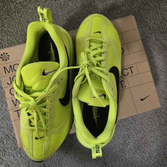 Nike Air Max Dawn : Atomic Green/Black - Picture 3 of 6